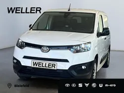 Weiss Gebraucht 2022 Toyota Proace City Van | 16.480 € (Guter Preis)