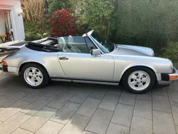 Silber Gebraucht 1989 Porsche 911 Cabrio | 64.500 €