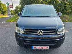 Schwarz Gebraucht 2012 VW T5 Highline Van | 16.900 € (Etwas zu teuer)