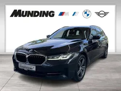 Grau Gebraucht 2022 BMW 520 Kombi | 33.780 € (Etwas zu teuer)