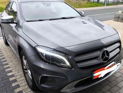 Grau Gebraucht 2013 Mercedes GLA200 AMG line SUV | 12.500 € (Fairer Preis)
