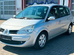 Grau Gebraucht 2007 Renault Scénic II Van / Kleinbus | 1.100 € (Superpreis)
