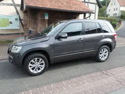 Grau Gebraucht 2012 Suzuki Grand Vitara Comfort+ SUV | 12.990 € (Teuer)
