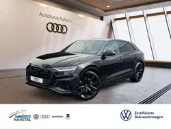 Mythosschwarz metallic Gebraucht 2022 Audi Q8 S-Line SUV | 65.850 € (Fairer Preis)