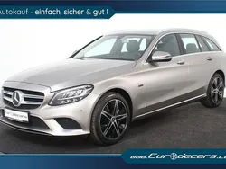 Grau Gebraucht 2020 Mercedes C300e Limousine | 25.500 € (Fairer Preis)