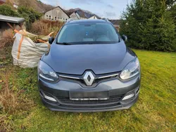 Silber Gebraucht 2014 Renault Mégane GrandTour Bose Edition Kombi | 4.500 € (Superpreis)