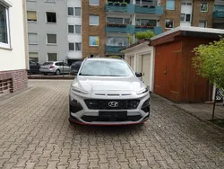 Grau Gebraucht 2022 Hyundai Kona N Line SUV | 23.900 € (Fairer Preis)