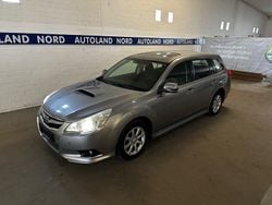 Grau Gebraucht 2010 Subaru Legacy Active Limousine | 4.995 € (Superpreis)
