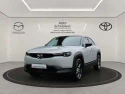 Weiss Gebraucht 2020 Mazda MX30 Sky SUV | 15.990 € (Etwas zu teuer)