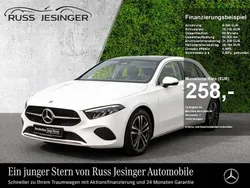 Weiß Gebraucht 2024 Mercedes A200 Progressive Limousine | 31.480 € (Fairer Preis)