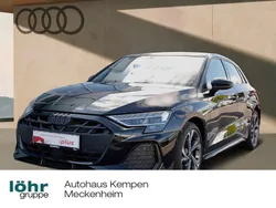 Mythosschwarz metallic Gebraucht 2024 Audi A3 Sportback S-Line Limousine | 36.550 € (Guter Preis)