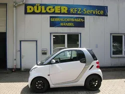 Weiß Gebraucht 2010 Smart ForTwo Coupé Kleinwagen | 3.700 € (Guter Preis)