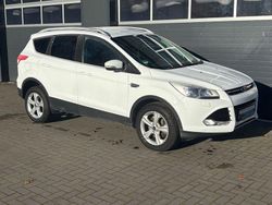 Weiß Gebraucht 2014 Ford Kuga Titanium SUV | 10.499 € (Fairer Preis)
