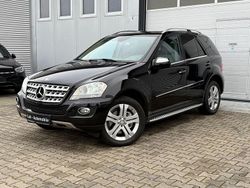 Obsidianschwarz metalliclack Gebraucht 2009 Mercedes ML420 SUV | 12.600 €