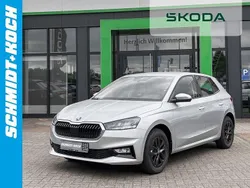 Silber Gebraucht 2025 Skoda Fabia Selection Limousine | 20.950 € (Etwas zu teuer)