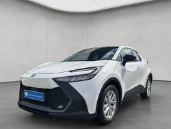 Schneeweiß Gebraucht 2024 Toyota C-HR Business Edition SUV | 26.900 € (Guter Preis)
