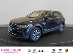 Schwarz Gebraucht 2024 VW Tiguan Move SUV | 33.480 € (Guter Preis)
