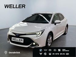 Weiss Gebraucht 2023 Toyota Corolla Team Limousine | 26.950 € (Fairer Preis)