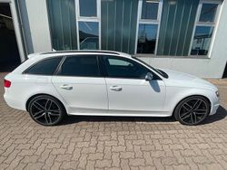 Weiß Gebraucht 2011 Audi S4 Kombi | 25.600 €