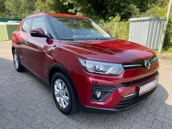 Rot Gebraucht 2020 Ssangyong (KGM) Tivoli SUV | 10.950 €