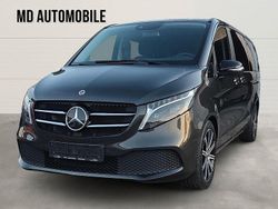 Grau Gebraucht 2022 Mercedes V250 Van / Kleinbus | 50.400 € (Guter Preis)