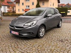 Grau Gebraucht 2015 Opel Corsa Edition Limousine | 5.590 € (Guter Preis)