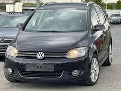 Schwarz Gebraucht 2010 VW Golf Plus Highline Van / Kleinbus | 4.299 € (Guter Preis)