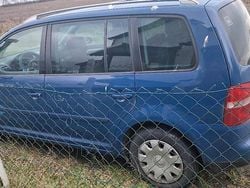 Braun Gebraucht 2003 VW Touran Van / Kleinbus | 1.500 € (Guter Preis)