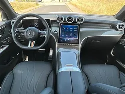 Weiß Gebraucht 2023 Mercedes GLC400d AMG SUV | 67.800 € (Fairer Preis)