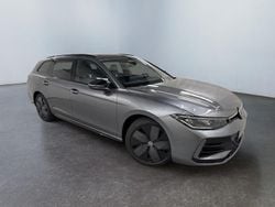 Grau Neu 2025 VW Passat R-line Kombi | 46.565 € (Guter Preis)