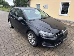 Schwarz Gebraucht 2015 VW Golf VII Highline Limousine | 6.890 € (Superpreis)