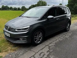 Grau Gebraucht 2017 VW Touran Sound Van / Kleinbus | 18.650 € (Fairer Preis)