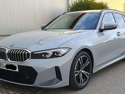 Grau Gebraucht 2024 BMW 318 M Sport Kombi | 37.250 € (Fairer Preis)