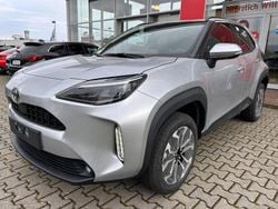 Silber Gebraucht 2024 Toyota Yaris Cross Team SUV | 26.980 € (Superpreis)