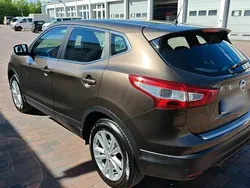 Braun Gebraucht 2014 Nissan Qashqai SUV | 7.999 € (Guter Preis)