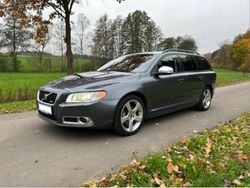Grau Gebraucht 2010 Volvo V70 R-Design Kombi | 8.000 € (Superpreis)