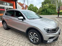 Tungsten silver metallic Gebraucht 2017 VW Tiguan Sound SUV | 19.350 € (Superpreis)