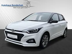 Polar white uni Gebraucht 2020 Hyundai i20 Advantage Kleinwagen | 18.990 € (Teuer)