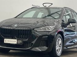 Saphirschwarz Gebraucht 2024 BMW 220 Active Tourer Shadowline Van / Kleinbus | 31.999 € (Fairer Preis)