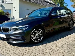 Grau Gebraucht 2017 BMW 530 Shadowline Kombi | 23.800 € (Guter Preis)