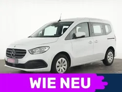 Weiß Gebraucht 2023 Mercedes T180 Van / Kleinbus | 23.226 € (Superpreis)