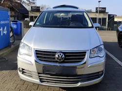 Silber Gebraucht 2007 VW Touran Trendline Van / Kleinbus | 2.500 €