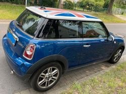 Blau Gebraucht 2013 Mini Cooper D Kleinwagen | 2.899 €
