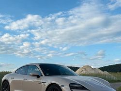 Beige Gebraucht 2022 Porsche Taycan GTS Sport Limousine | 75.490 € (Guter Preis)
