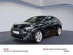 Mythosschwarz metallic Gebraucht 2024 Audi e-tron SUV | 47.980 € (Guter Preis)