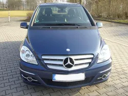Blau Gebraucht 2010 Mercedes B180 Van / Kleinbus | 5.900 € (Etwas zu teuer)