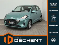 Grün Neu 2025 Hyundai i10 Select Kleinwagen | 15.919 € (Fairer Preis)