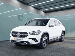 Weiß Gebraucht 2024 Mercedes GLA250 Progressive SUV | 44.650 € (Teuer)