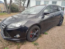Pantherschwarz metallic Gebraucht 2013 Ford Focus S Kombi | 2.700 €