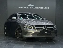 Grau Gebraucht 2017 Mercedes CLA180 Shooting Brake Kombi | 17.899 € (Etwas zu teuer)